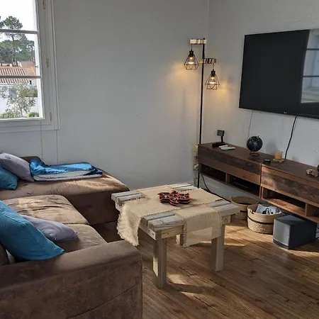 Apartment Family Cocoon By The Sea *