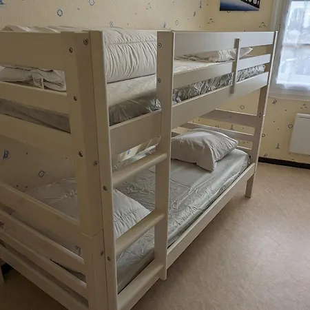 Family Cocoon By The Sea Апартаменты *